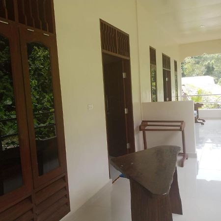 Raja Guest House - Jungle Trekking & Tours Bukit Lawang Sumatra 外观 照片