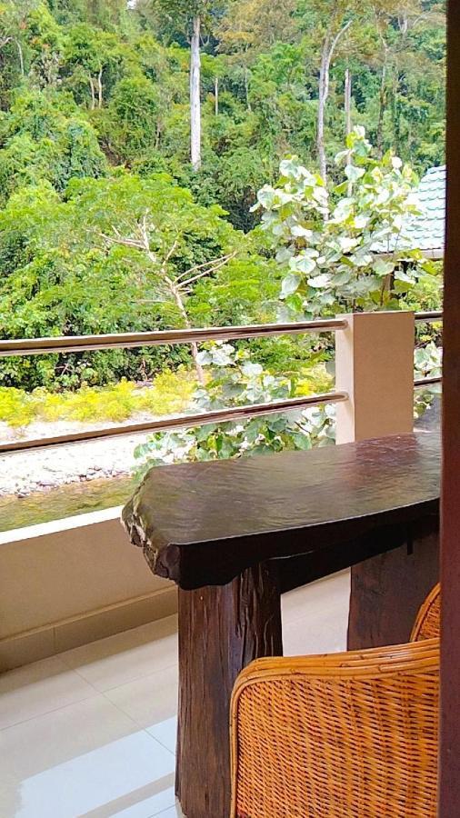 Raja Guest House - Jungle Trekking & Tours Bukit Lawang Sumatra 外观 照片