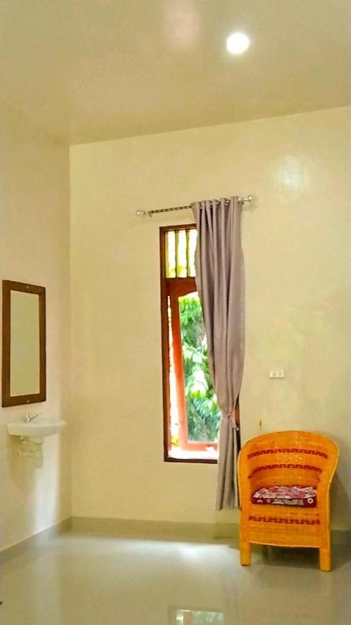 Raja Guest House - Jungle Trekking & Tours Bukit Lawang Sumatra 外观 照片